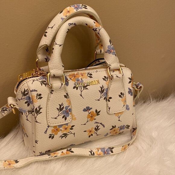 NWT Steve Madden BCASEY Crossbody - Multi-Color - Picture 5 of 15